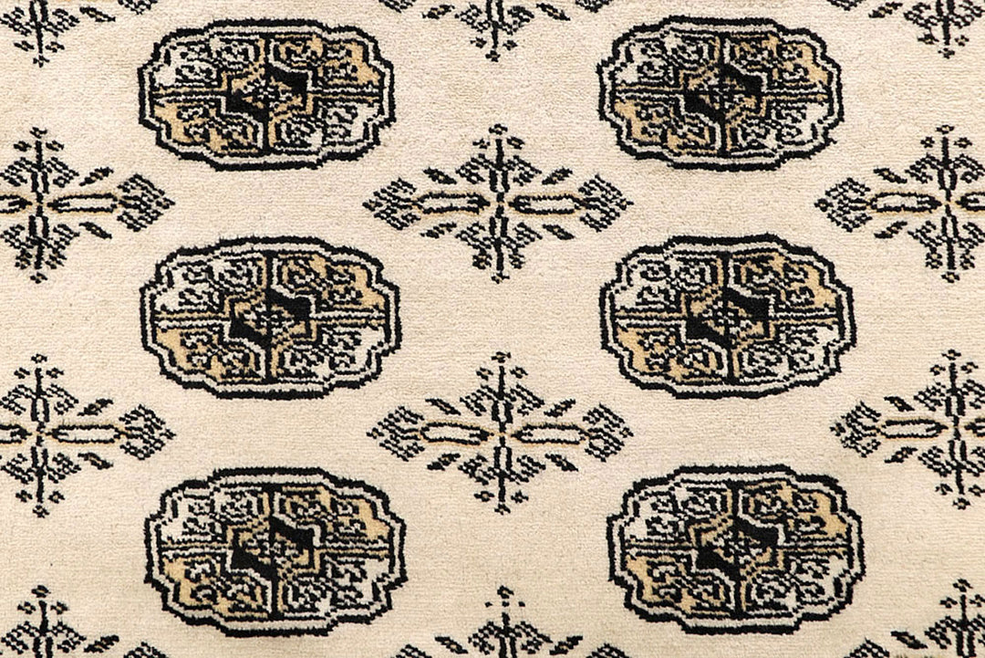 Cornsilk Bokhara 6'  1" x 8'  11" - No. QA32910