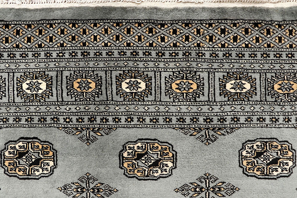 Silver Bokhara 6' x 9' - No. 60244 - ALRUG Rug Store