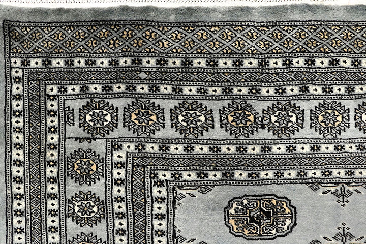 Silver Bokhara 6' x 9' 4 - No. 60245 - ALRUG Rug Store
