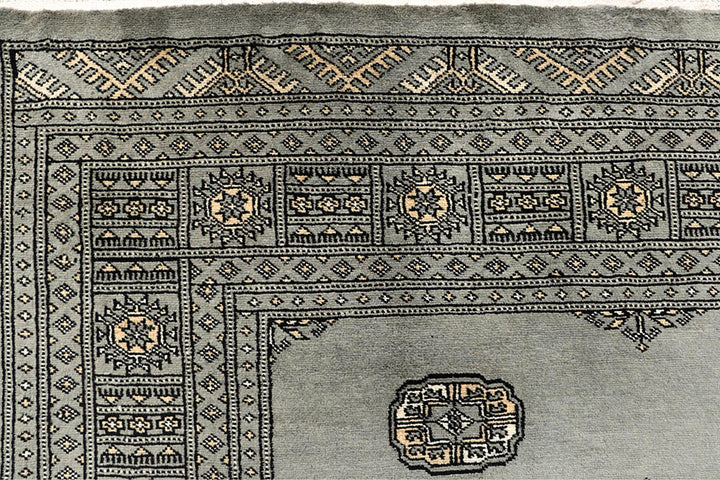 Silver Bokhara 6' 9 x 9' 1 - No. 60246 - ALRUG Rug Store