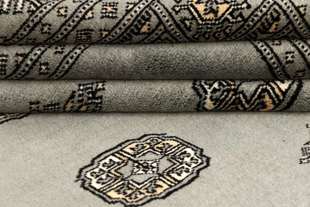 Silver Bokhara 6' 9 x 9' 1 - No. 60246 - ALRUG Rug Store