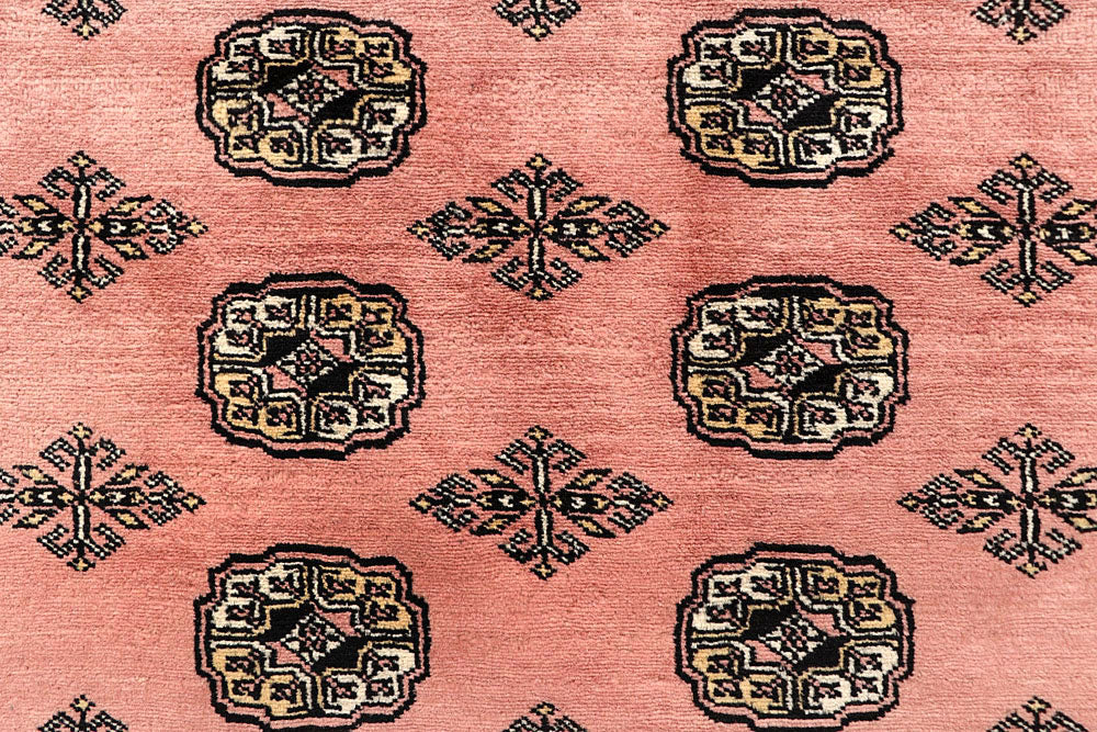 Misty Rose Bokhara 6' x 9' 6 - No. 60257 - ALRUG Rug Store