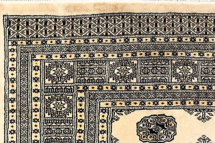 Cornsilk Bokhara 6' x 9' 1 - No. 60275 - ALRUG Rug Store