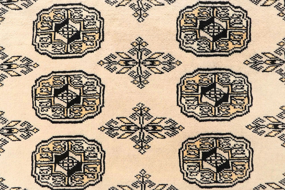 Bisque Bokhara 6'  1" x 9'  1" - No. QA84156