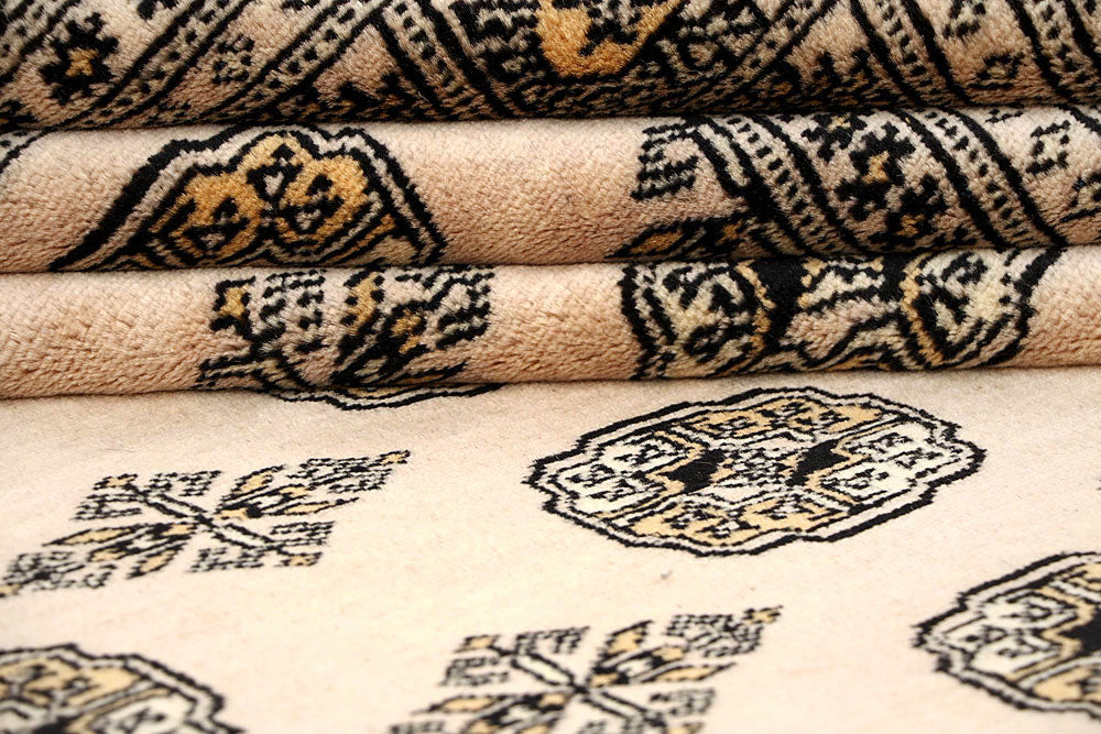 Bisque Bokhara 6' x 9' - No. 60288 - ALRUG Rug Store