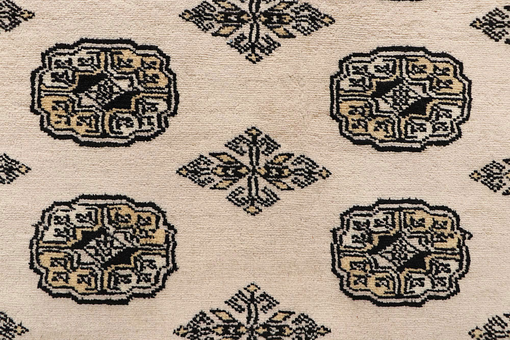 Cornsilk Butterfly 5' 11 x 9' 1 - No. 60293 - ALRUG Rug Store