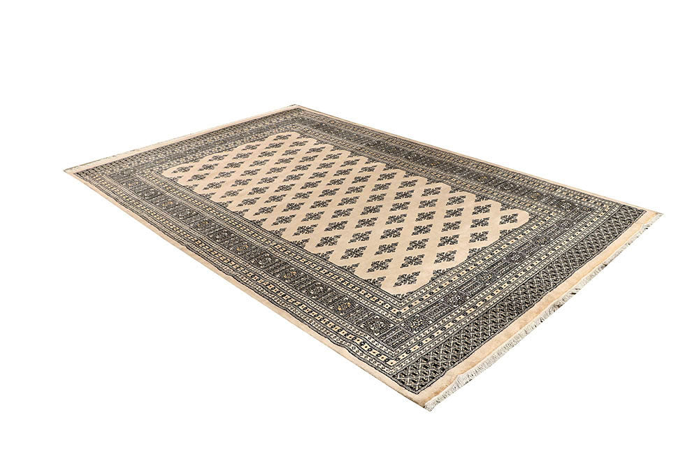 Cornsilk Butterfly 5' 11 x 9' 2 - No. 60294 - ALRUG Rug Store