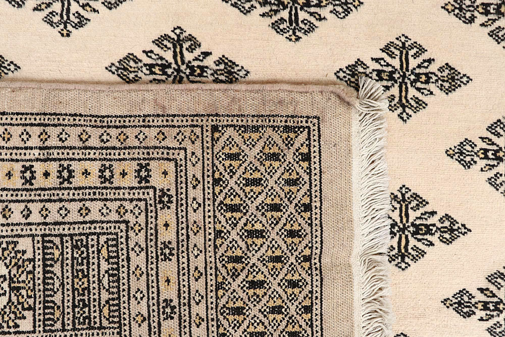 Cornsilk Butterfly 5' 11 x 9' 2 - No. 60294 - ALRUG Rug Store