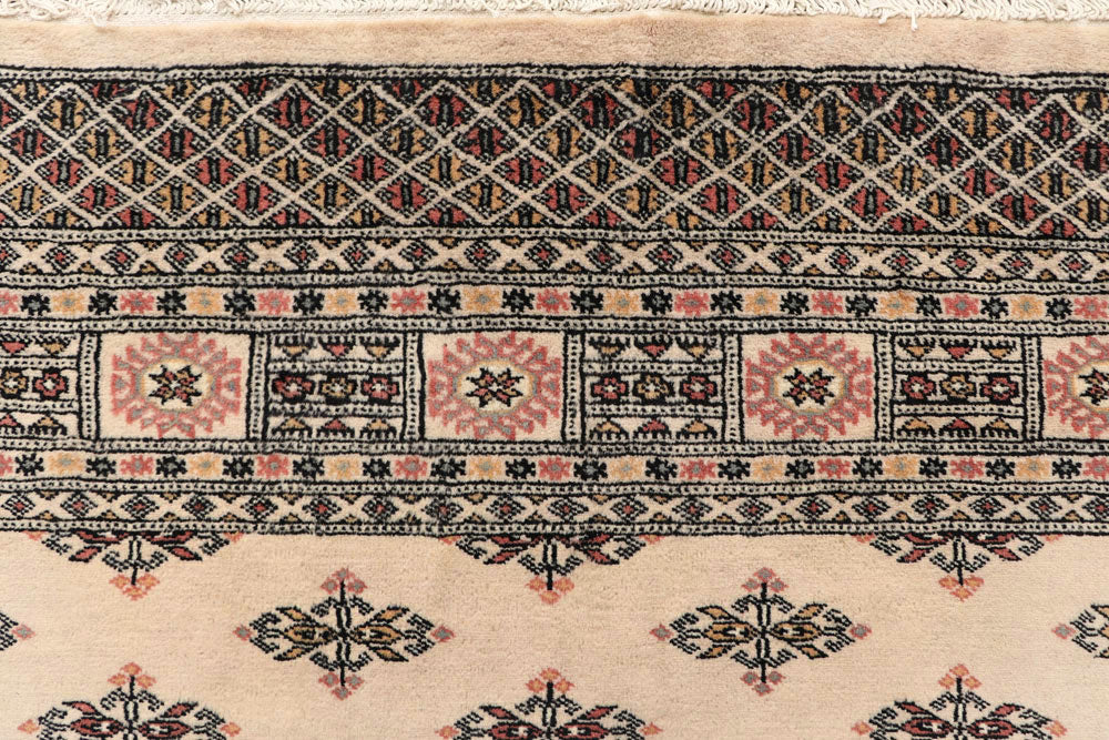 Bisque Butterfly 6' 1 x 8' 8 - No. 60295 - ALRUG Rug Store