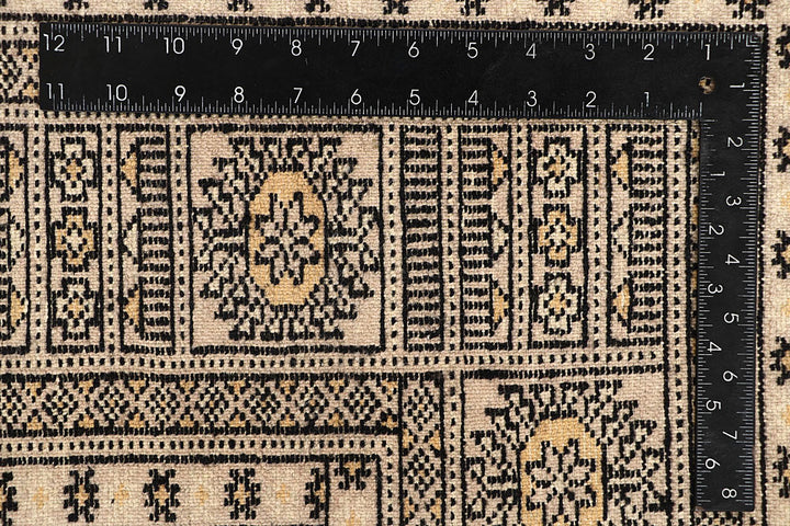 Bisque Butterfly 6' 1 x 9' 3 - No. 60296 - ALRUG Rug Store