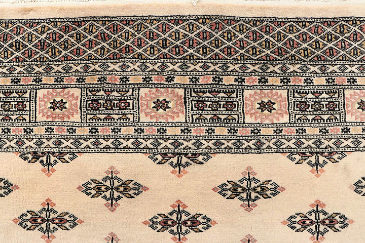 Bisque Butterfly 6' 2 x 8' 10 - No. 60297 - ALRUG Rug Store