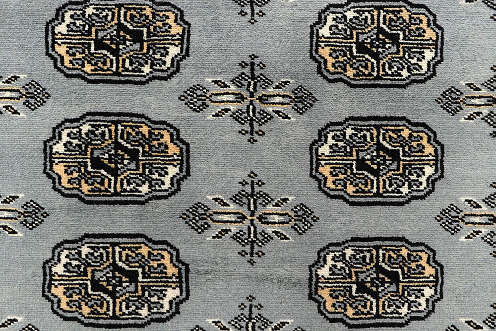 Silver Bokhara 6' x 9' 4 - No. 60298 - ALRUG Rug Store