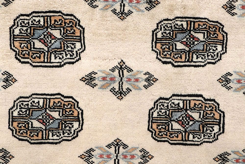 Bokhara 4' 11 x 7' 11 - No. 60312 - ALRUG Rug Store