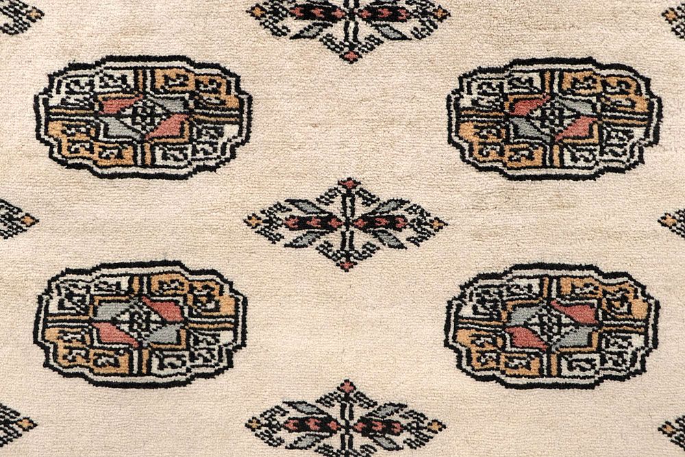 Bokhara 5' x 7' 10 - No. 60314 - ALRUG Rug Store