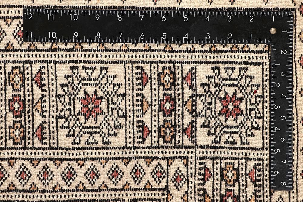 Bisque Bokhara 5' x 8' 4 - No. 60316 - ALRUG Rug Store