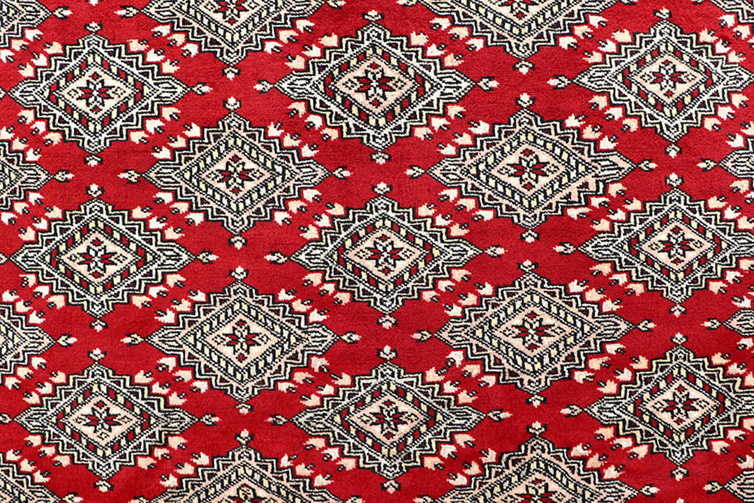 Red Jaldar 5'  1" x 8'  4" - No. QA91392