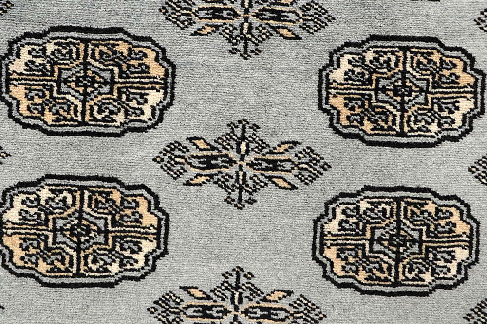 Silver Bokhara 5' x 8' 8 - No. 60389 - ALRUG Rug Store