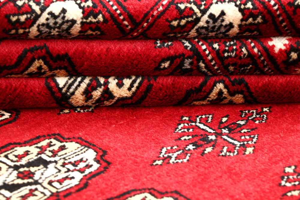 Firebrick Bokhara 5' 6 x 8' 1 - No. 60403 - ALRUG Rug Store