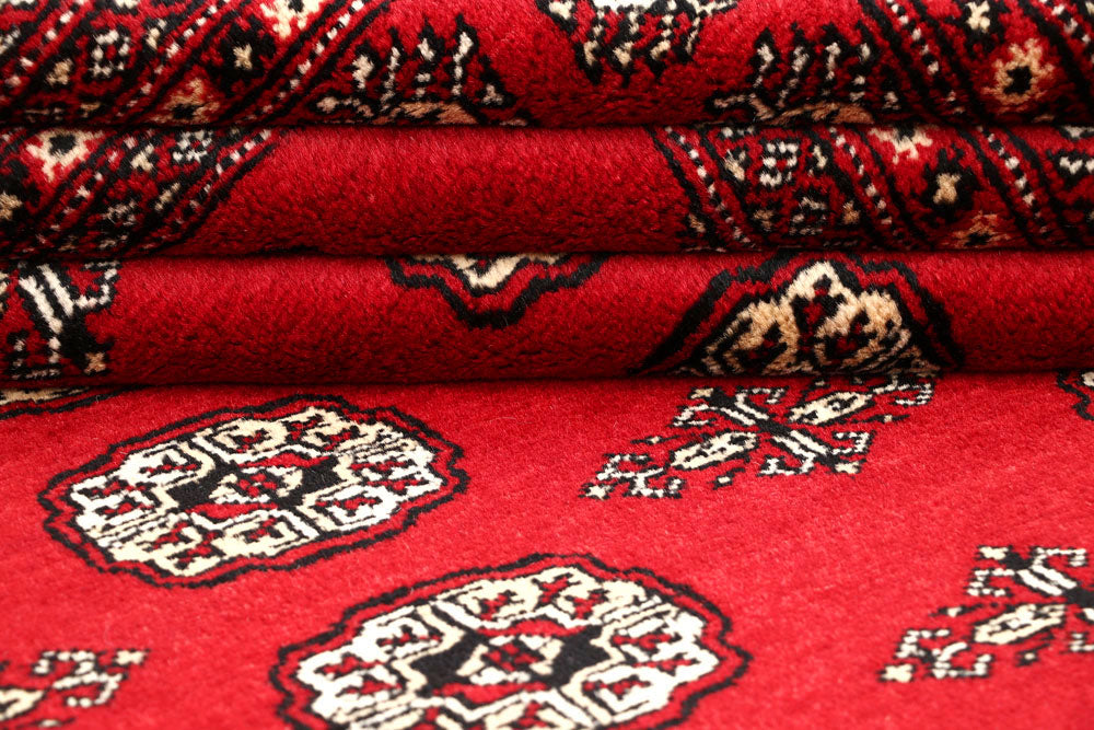 Red Bokhara 5' 7 x 8' 6 - No. 60409 - ALRUG Rug Store