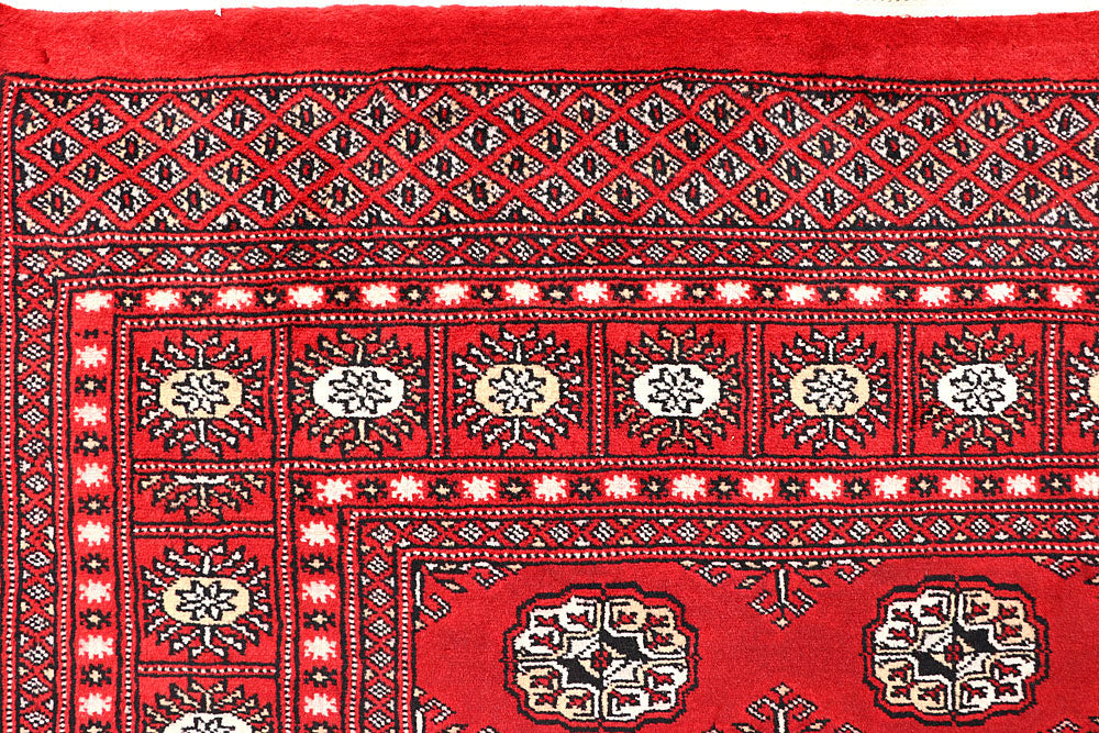 Red Bokhara 5' 6 x 8' 2 - No. 60433 - ALRUG Rug Store