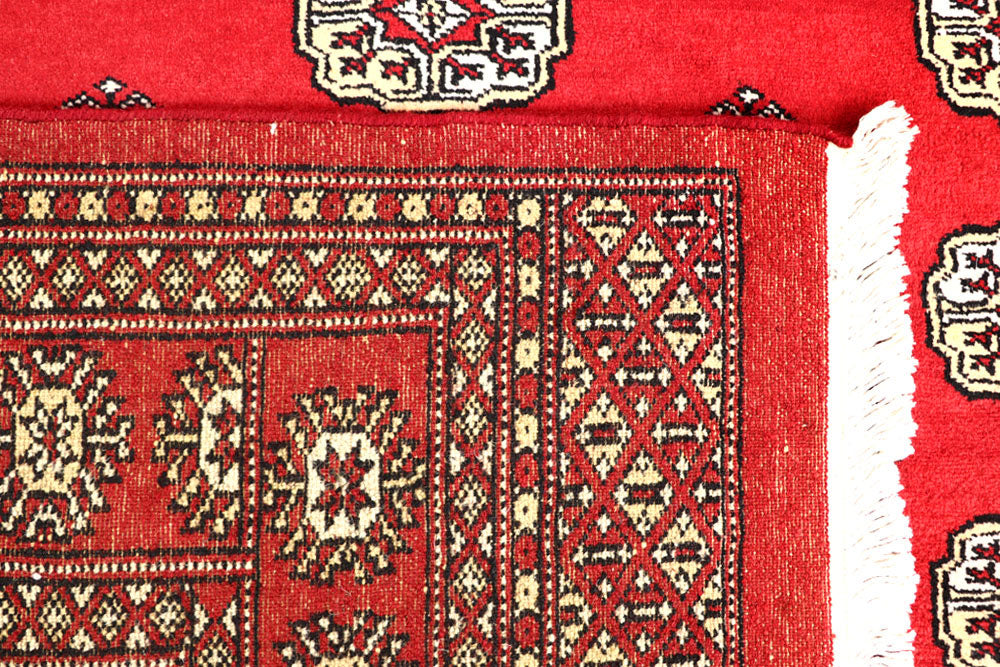 Red Bokhara 5' 5 x 8' 5 - No. 60437 - ALRUG Rug Store