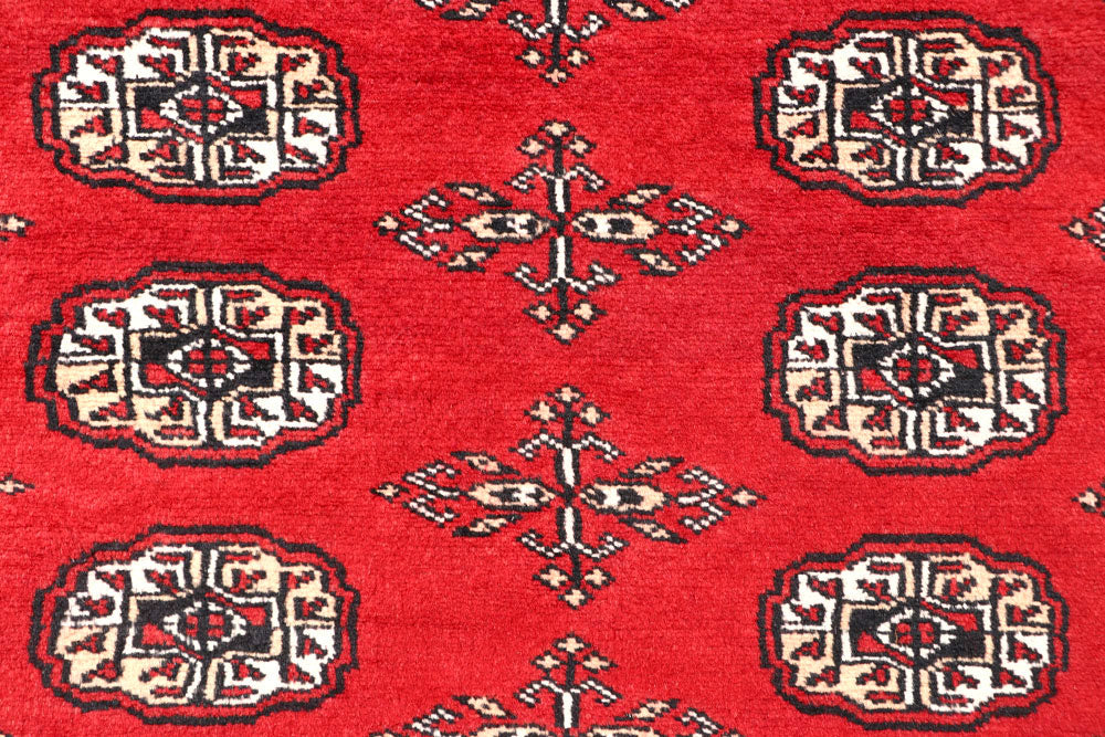 Red Bokhara 5' 6 x 8' - No. 60441 - ALRUG Rug Store