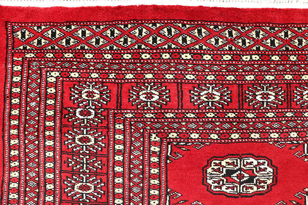 Red Bokhara 5' 6 x 8' 4 - No. 60453 - ALRUG Rug Store