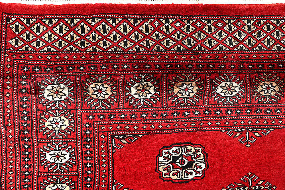 Red Bokhara 5' 7 x 9' - No. 60481 - ALRUG Rug Store