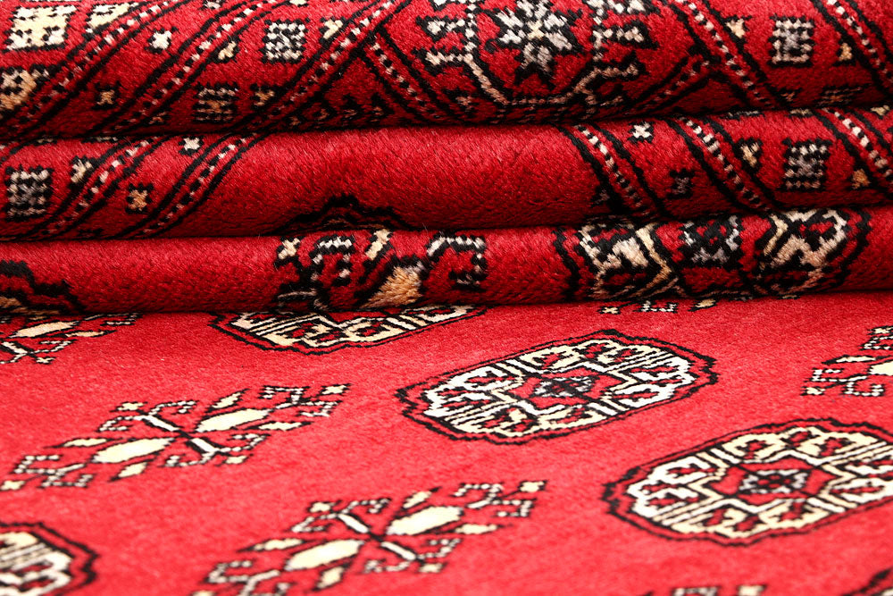 Red Bokhara 5' 5 x 8' 2 - No. 60497 - ALRUG Rug Store