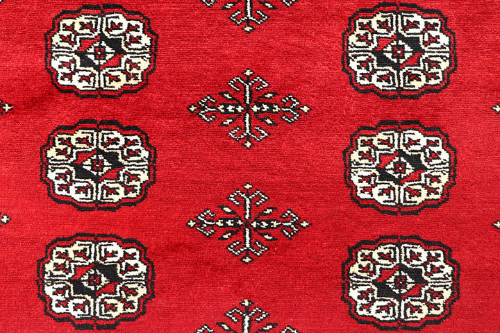 Red Bokhara 5' 6 x 8' 10 - No. 60502 - ALRUG Rug Store