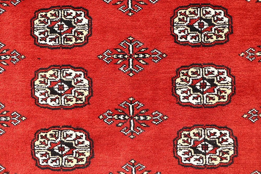 Bokhara 5' 6 x 8' 1 - No. 60521 - ALRUG Rug Store