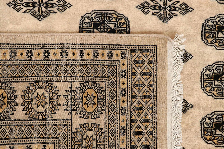 Bokhara 5' 6 x 8' 6 - No. 60529 - ALRUG Rug Store
