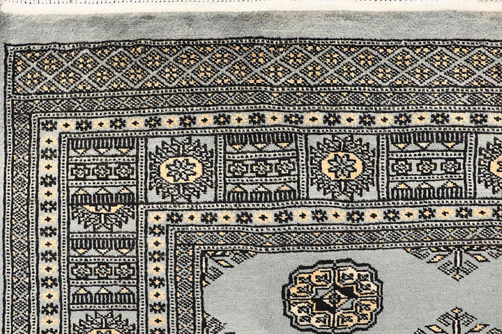 Silver Bokhara 5' 7 x 8' - No. 60534 - ALRUG Rug Store