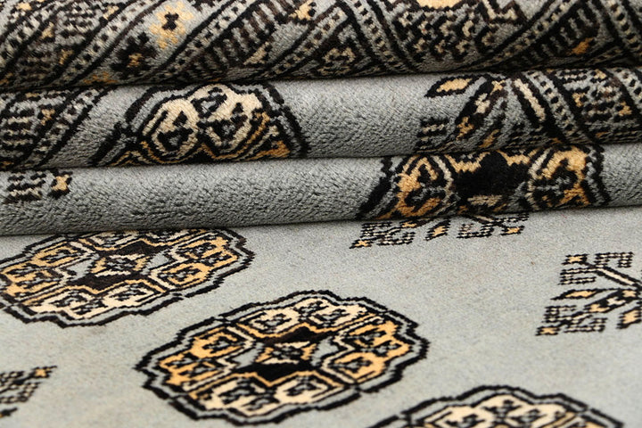 Silver Bokhara 5' 7 x 8' - No. 60534 - ALRUG Rug Store