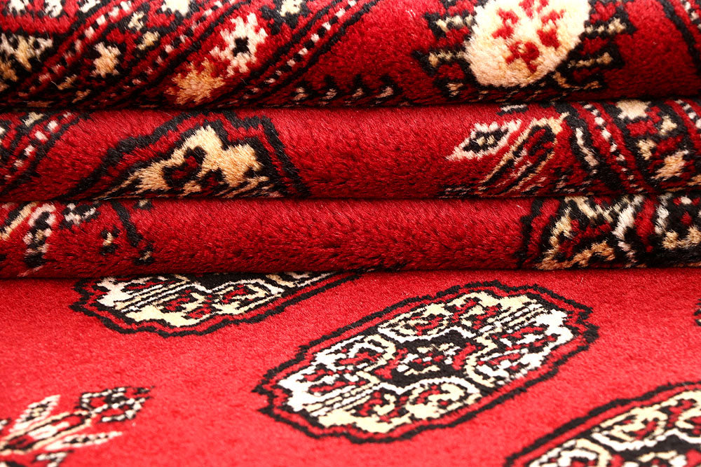 Red Bokhara 5' 7 x 8' 3 - No. 60560 - ALRUG Rug Store