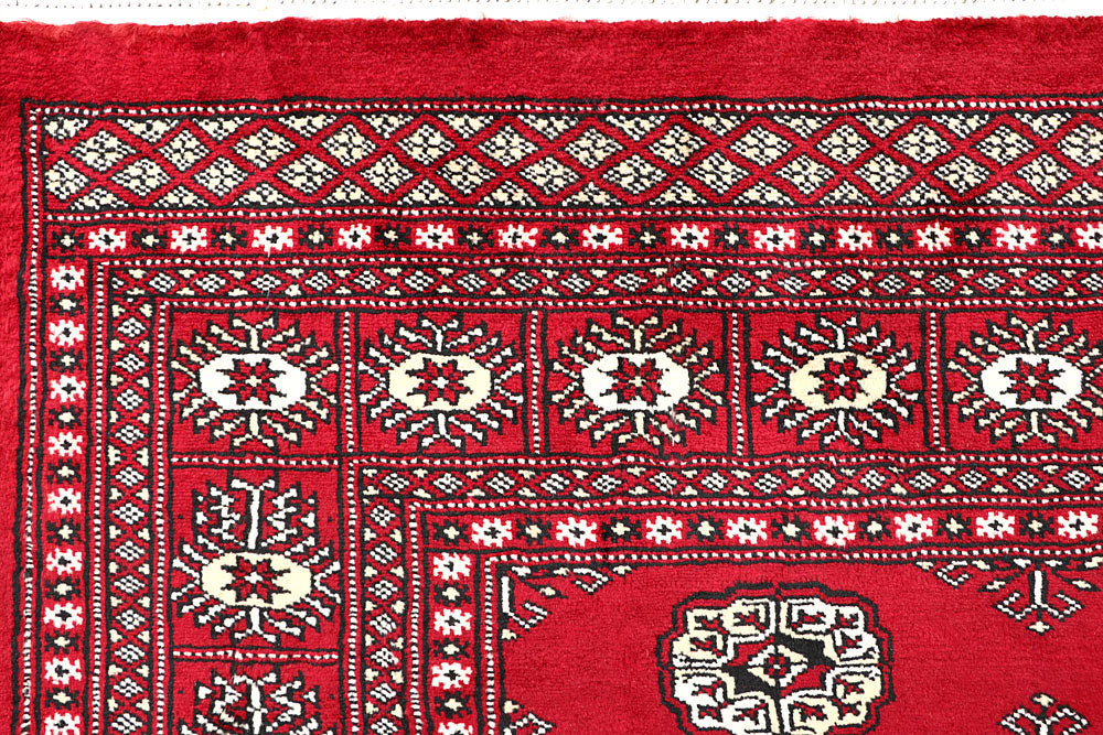 Crimson Bokhara 5' 5 x 8' 1 - No. 60578 - ALRUG Rug Store