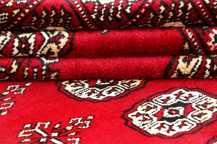 Crimson Bokhara 5' 5 x 8' 1 - No. 60578 - ALRUG Rug Store