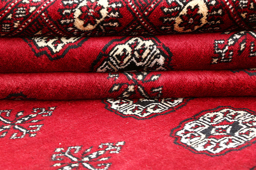 Firebrick Bokhara 5' 5 x 8' 5 - No. 60579 - ALRUG Rug Store