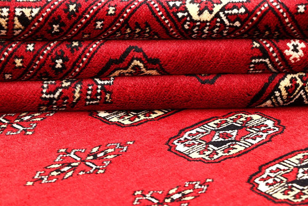 Red Bokhara 5' 5 x 8' 3 - No. 60580 - ALRUG Rug Store