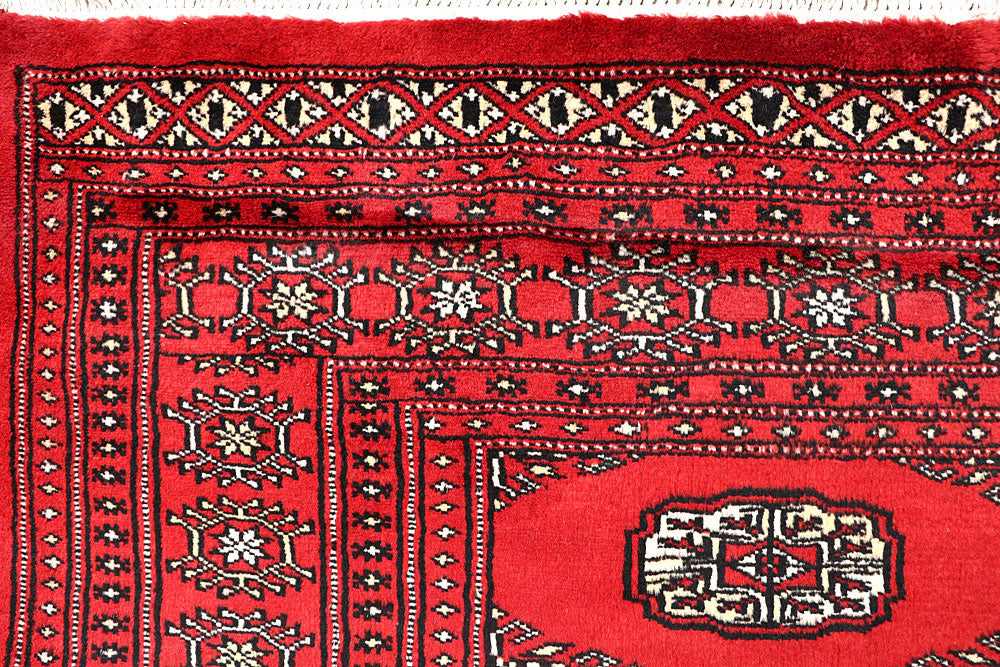 Red Bokhara 5' 5 x 8' 5 - No. 60584 - ALRUG Rug Store