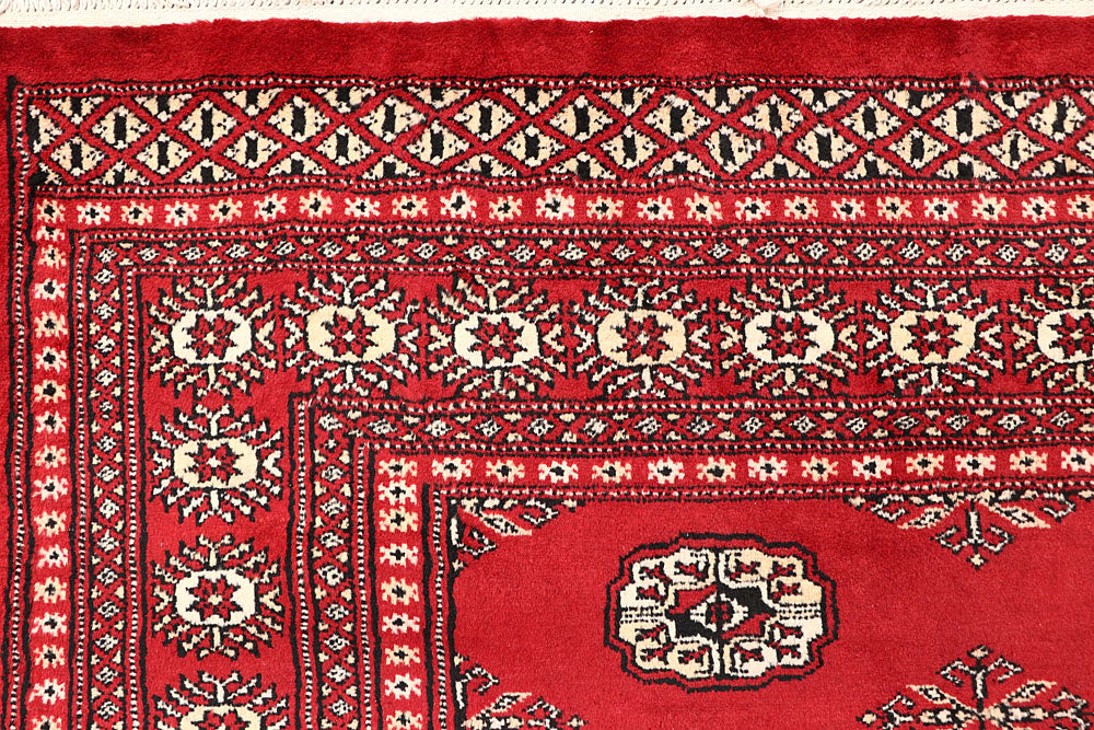 Red Bokhara 5' 5 x 8' 4 - No. 60597 - ALRUG Rug Store