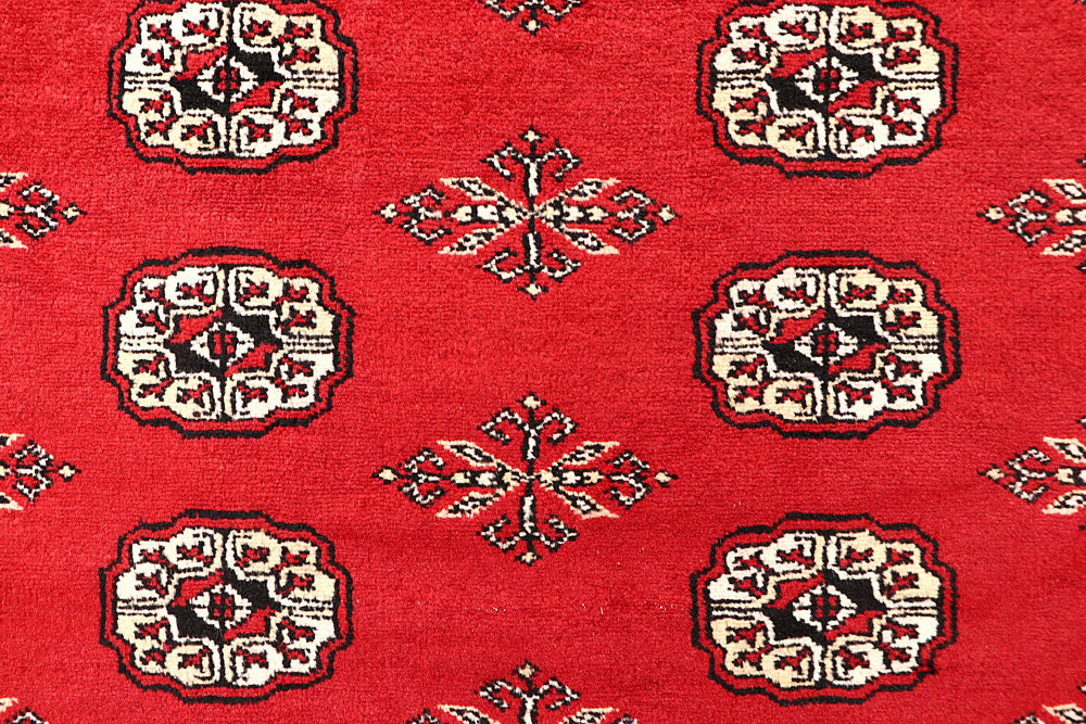Red Bokhara 5' 5 x 8' 4 - No. 60597 - ALRUG Rug Store