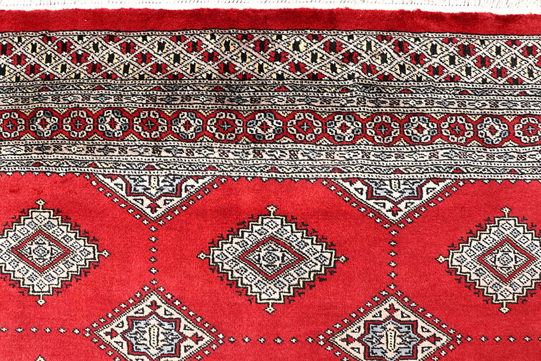 Red Jaldar 5'  5" x 8'  11" - No. QA46357