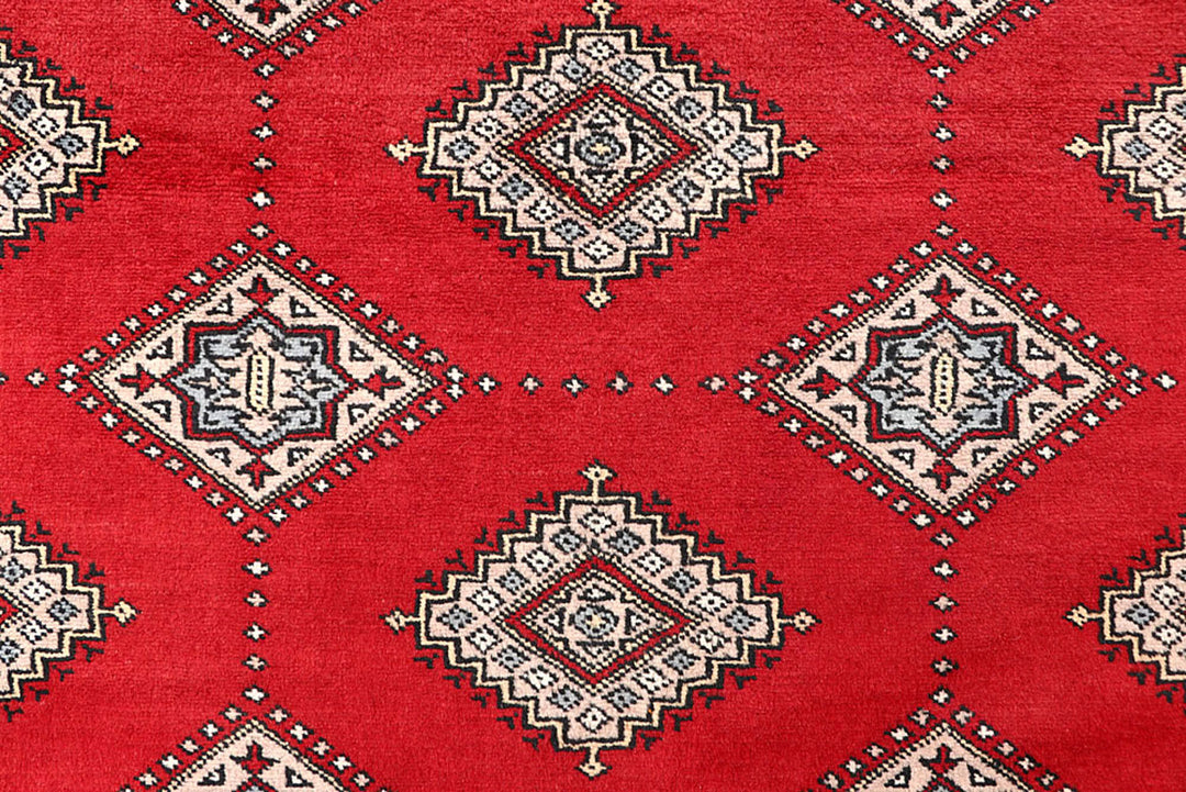 Red Jaldar 5'  5" x 8'  11" - No. QA46357