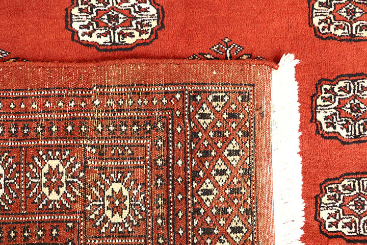 Tomato Bokhara 5' 7 x 8' 1 - No. 60607 - ALRUG Rug Store