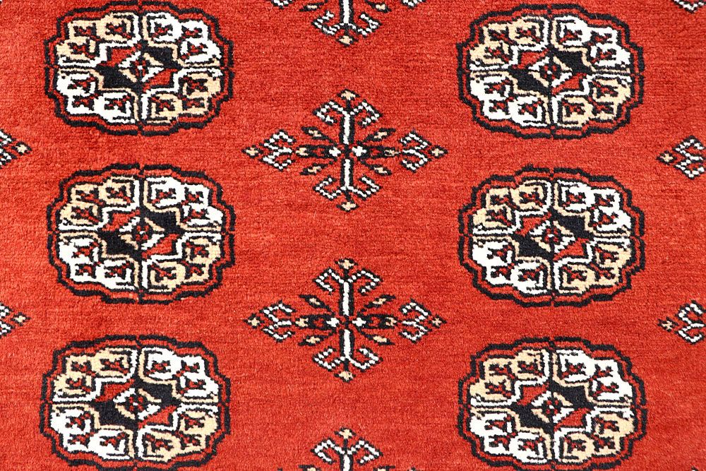 Bokhara 5' 6 x 8' 2 - No. 60615 - ALRUG Rug Store