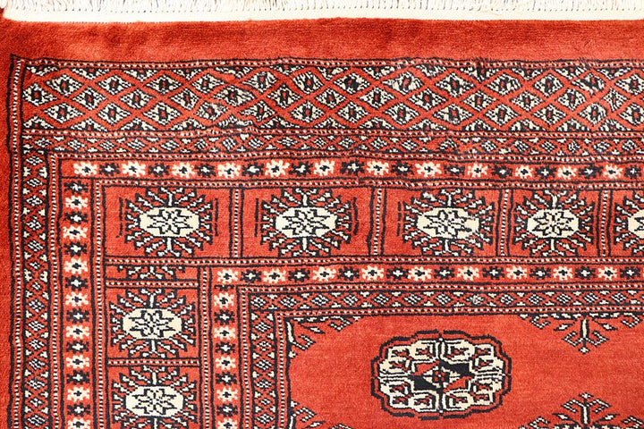 Bokhara 5' 6 x 8' 1 - No. 60618 - ALRUG Rug Store