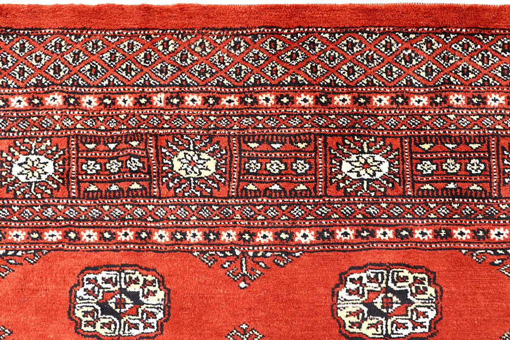 Tomato Bokhara 5' 7 x 8' 3 - No. 60625 - ALRUG Rug Store