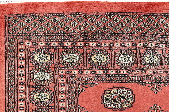 Salmon Bokhara 5' 6 x 8' 4 - No. 60626 - ALRUG Rug Store