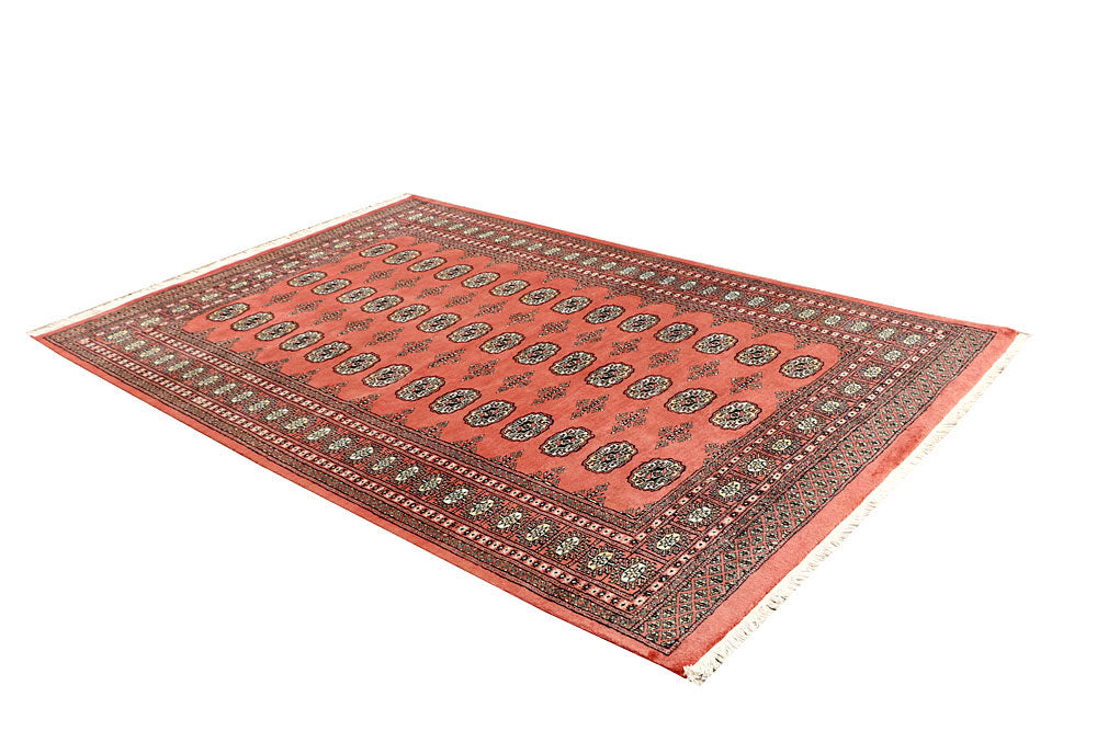 Salmon Bokhara 5' 6 x 8' 4 - No. 60626 - ALRUG Rug Store